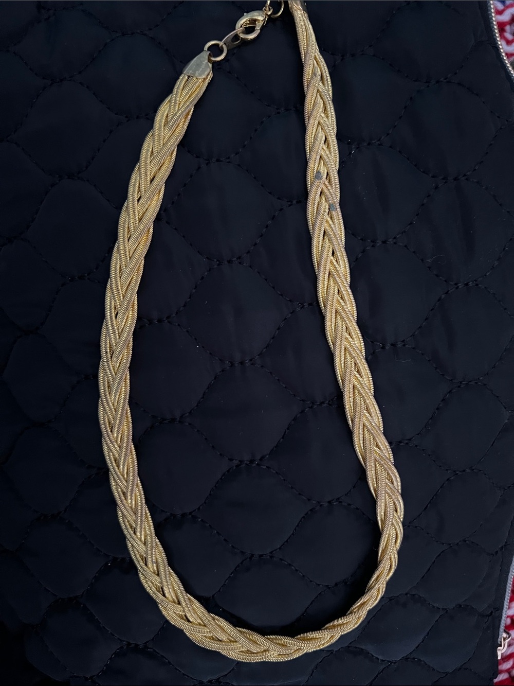 Gold Braided Chain Necklace-Style Women’s Bag Accent Avon 80’s Necklace
